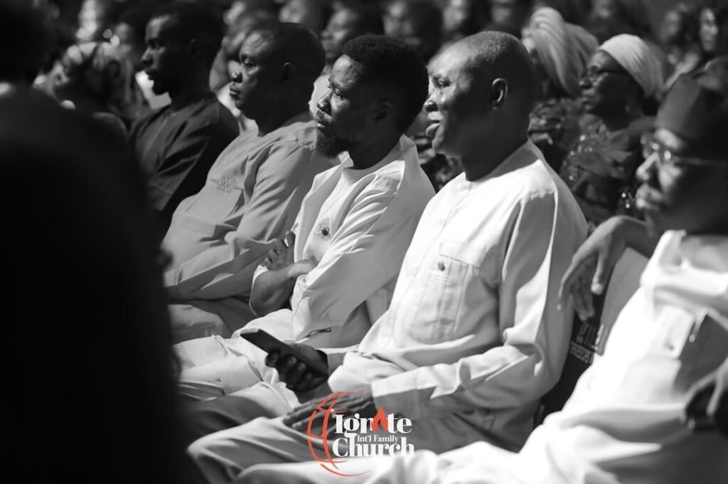 Word ministration by @prophetolabisiadamu - Jesus died so we can have direct access to him- Jesu (2)